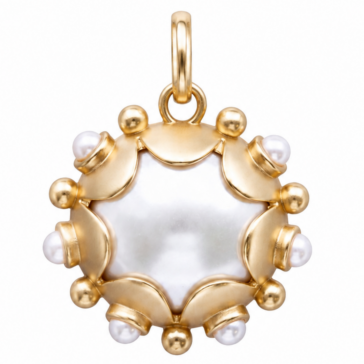 Grande Perla pendant with pearl accents, gold granules, and a gold bail