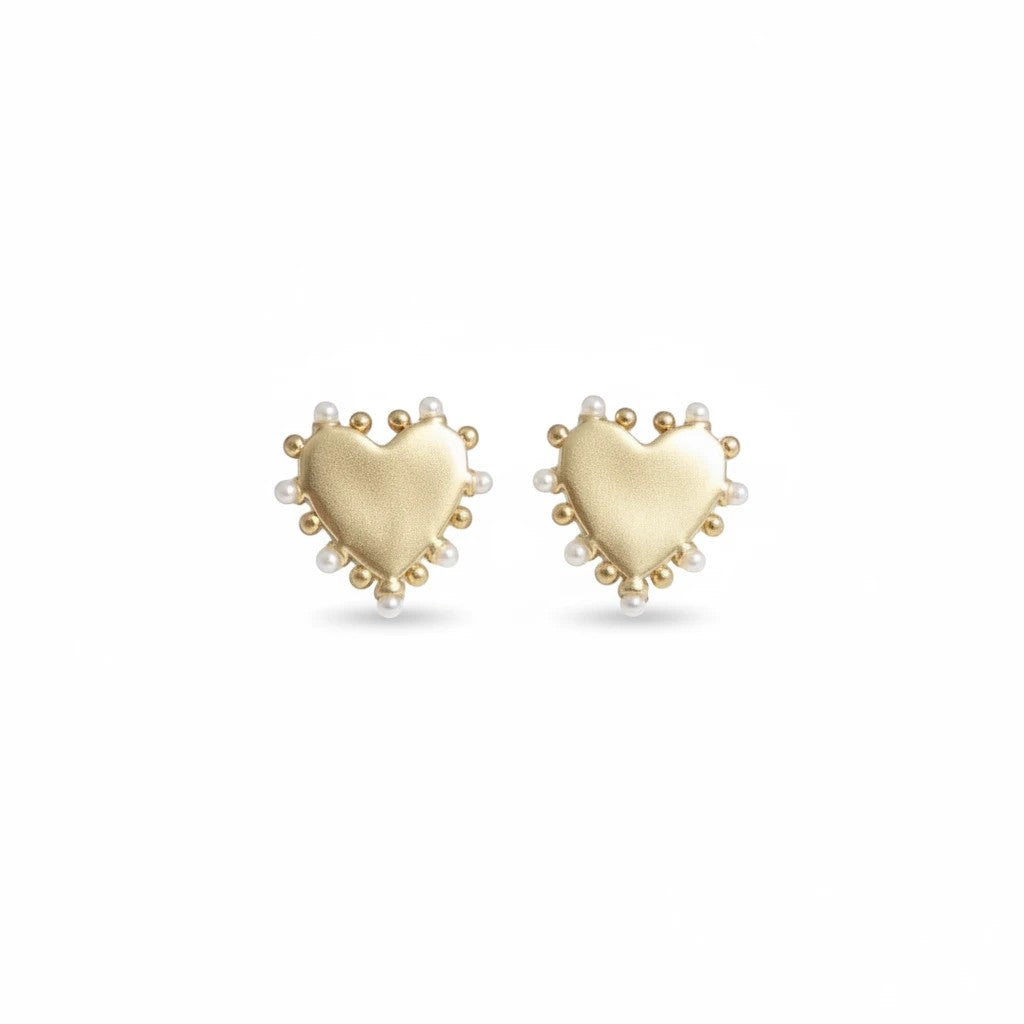 Gold heart Amore stud earrings