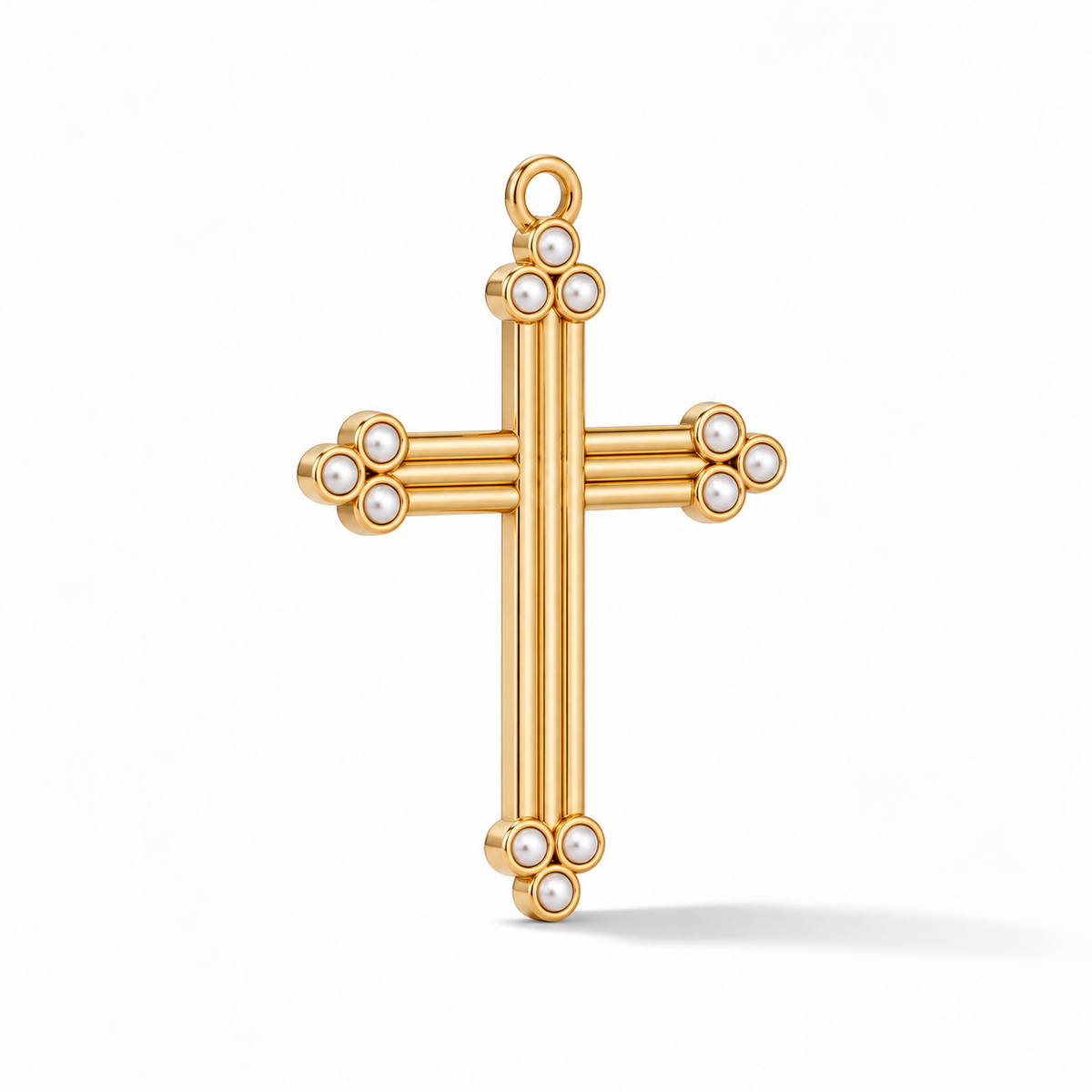 Classica Charm – Pearl shown at a three-quarter angle on white.
