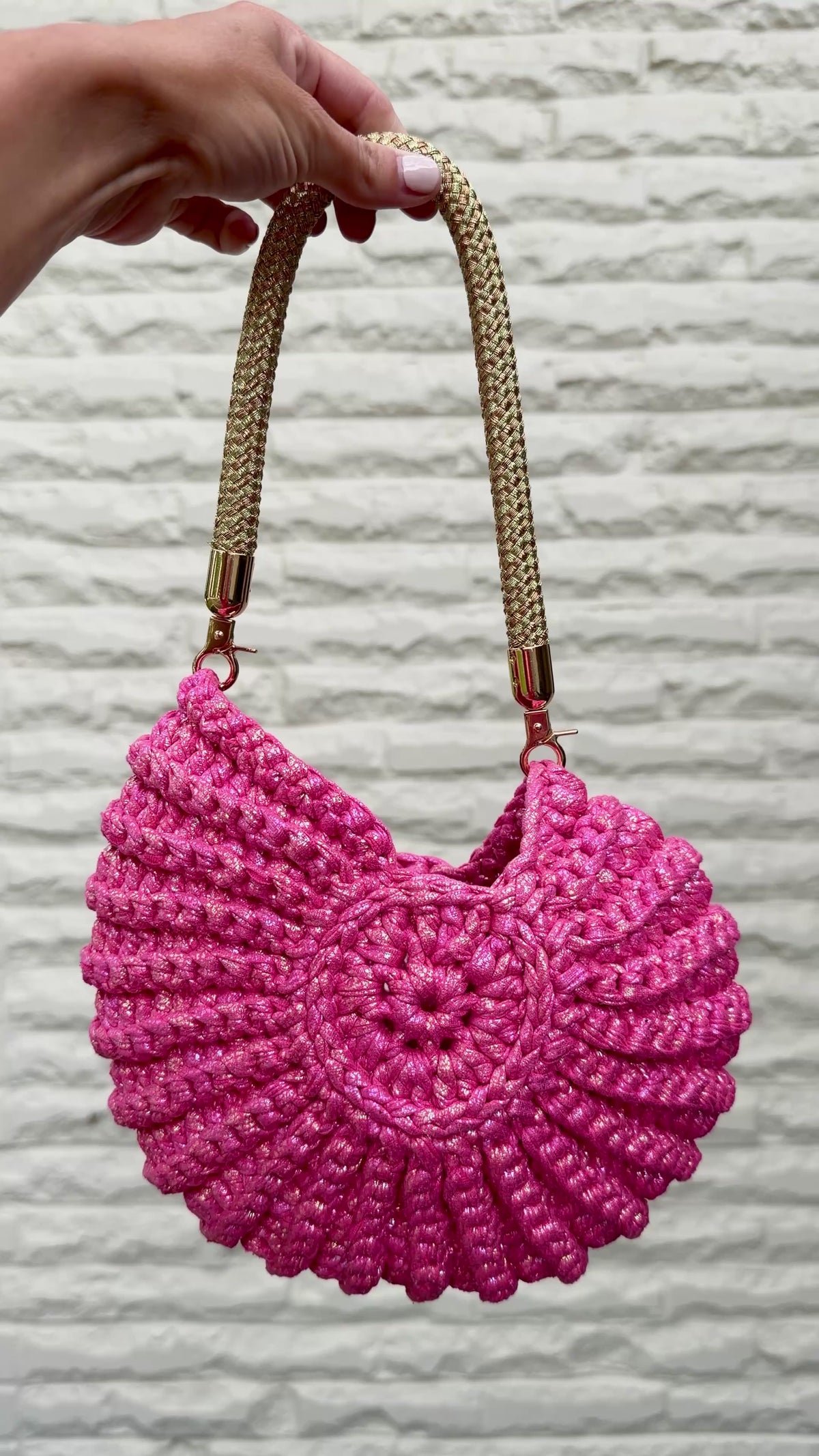 Nautilus Crochet Bag - Hot Pink